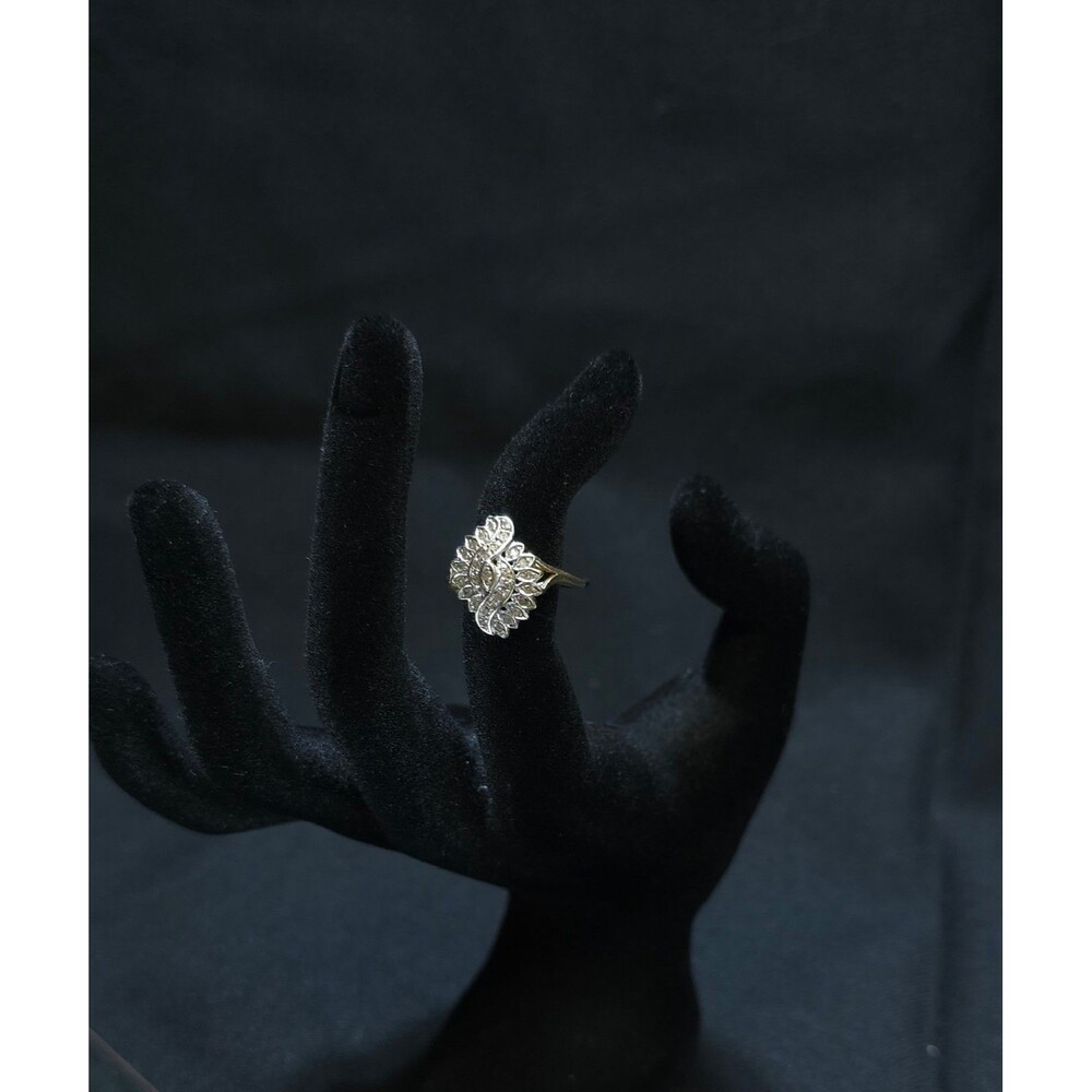 Vintage 10K Yellow-White Gold .28 TCW Diamond Leaf Bypass Cluster Ring 2.2G